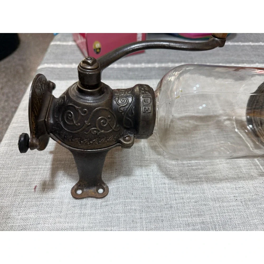 Antique Arcade Crystal No.1 Wall Mount Coffee Grinder Cast Iron Glass Hopper